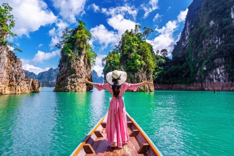 What Can You Find on Travellingaapples.com?